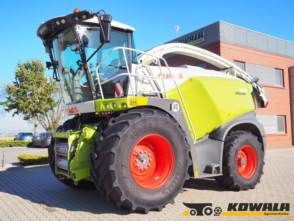 Claas Jaguar 950 4x4 - حصادة الأعلاف: صور 1 Claas Jaguar 950 4x4 - حصادة الأعلاف: صور 1