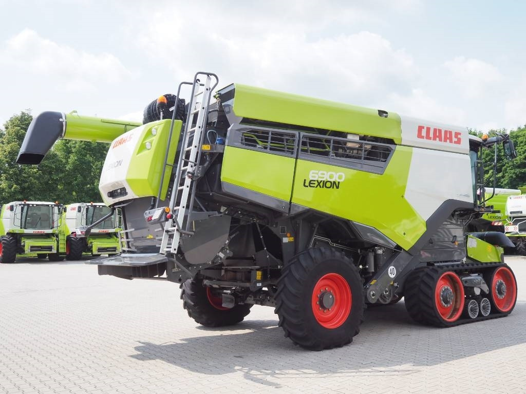 Claas Lexion 6900 TT + V930 - حصادة شاملة: صور 3 Claas Lexion 6900 TT + V930 - حصادة شاملة: صور 3