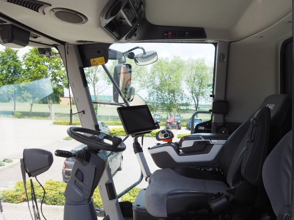 Claas Lexion 6900TT + V770 - حصادة شاملة: صور 5 Claas Lexion 6900TT + V770 - حصادة شاملة: صور 5