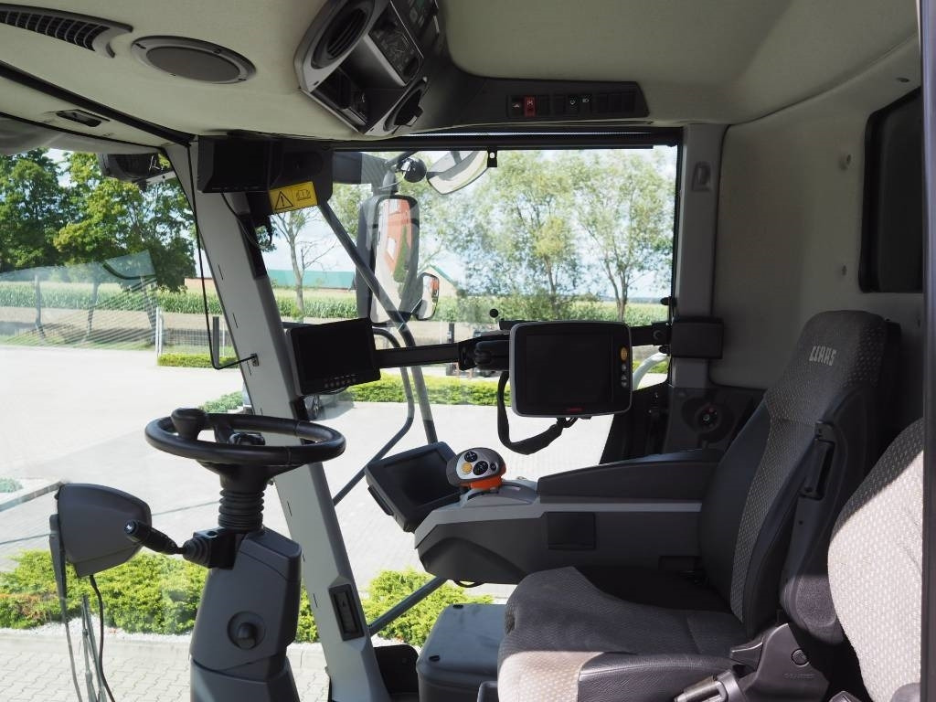 Claas Lexion 750 GPS + V770 - حصادة شاملة: صور 5 Claas Lexion 750 GPS + V770 - حصادة شاملة: صور 5