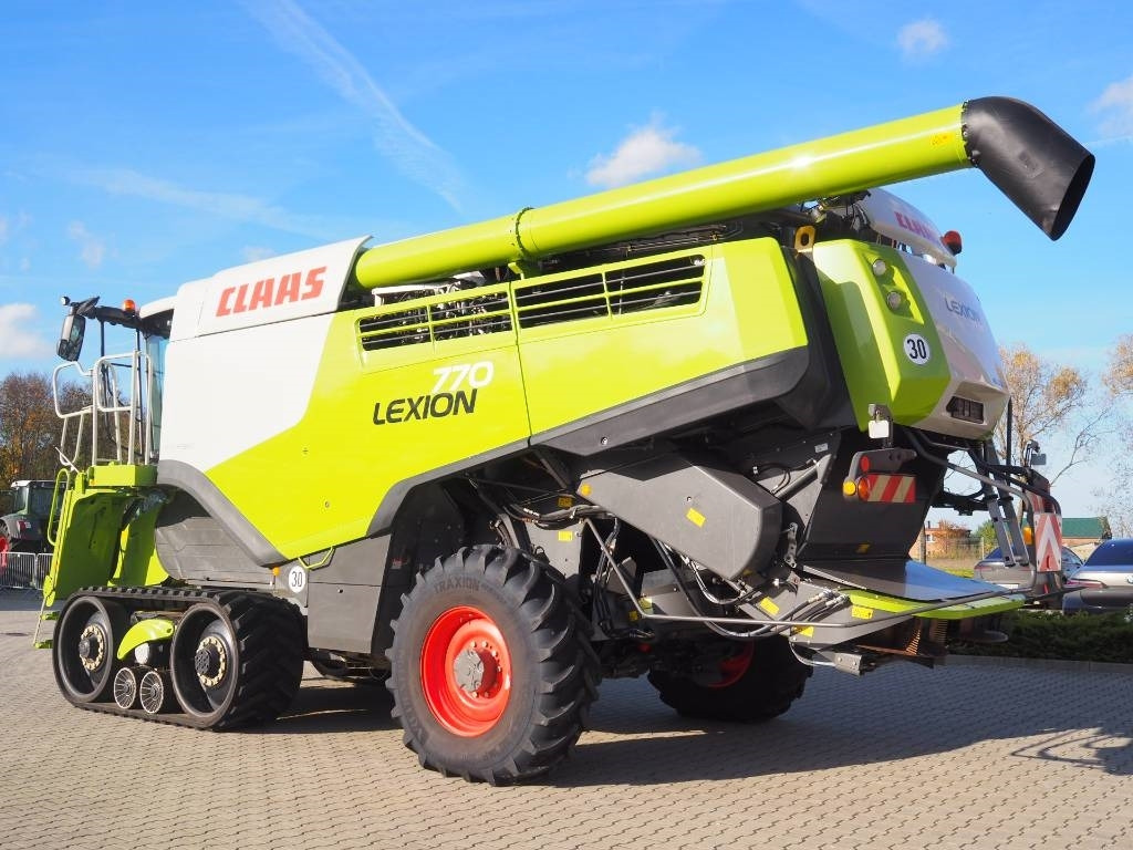Claas Lexion 770TT 4x4 + V1200  - حصادة شاملة: صور 2 Claas Lexion 770TT 4x4 + V1200  - حصادة شاملة: صور 2