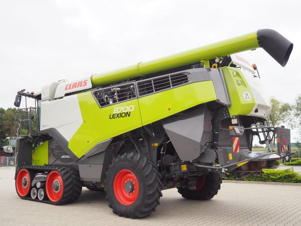 Claas Lexion 8700TT + V1080 - حصادة شاملة: صور 2 Claas Lexion 8700TT + V1080 - حصادة شاملة: صور 2