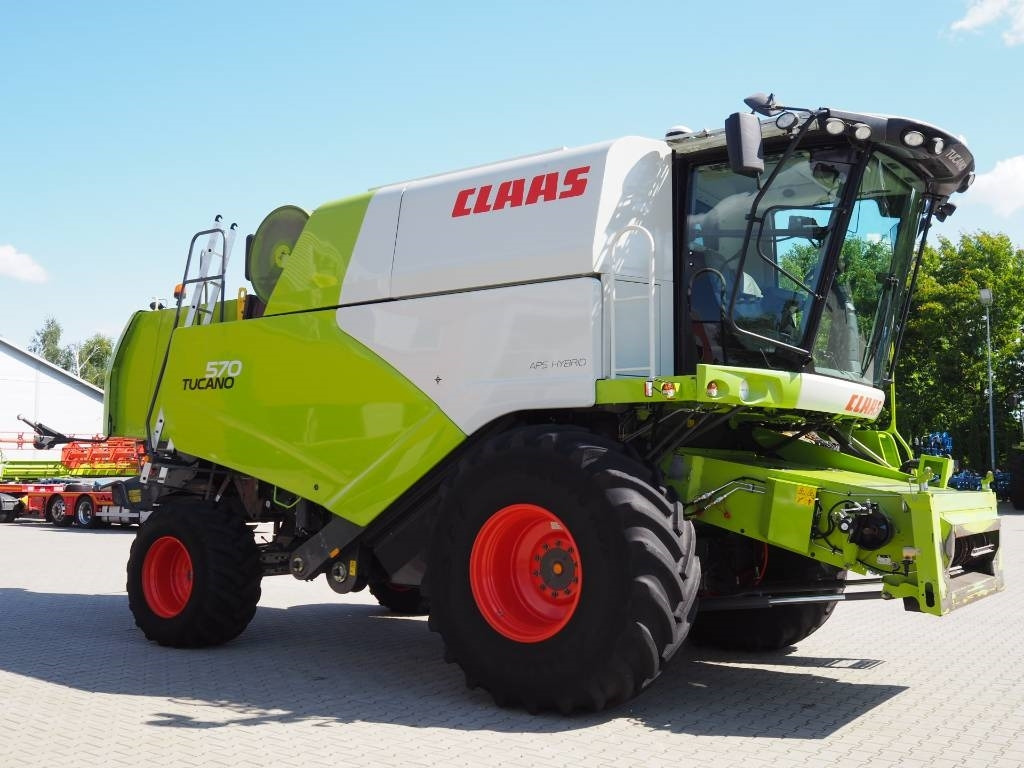 Claas Tucano 570 GPS + V770 - حصادة شاملة: صور 4 Claas Tucano 570 GPS + V770 - حصادة شاملة: صور 4