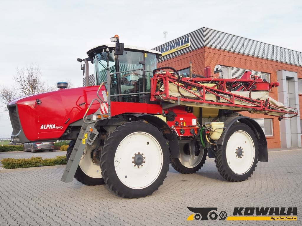 Hardi ALPHA Evo 4100i TWIN - آلة الرش ذاتية الحركة: صور 1 Hardi ALPHA Evo 4100i TWIN - آلة الرش ذاتية الحركة: صور 1