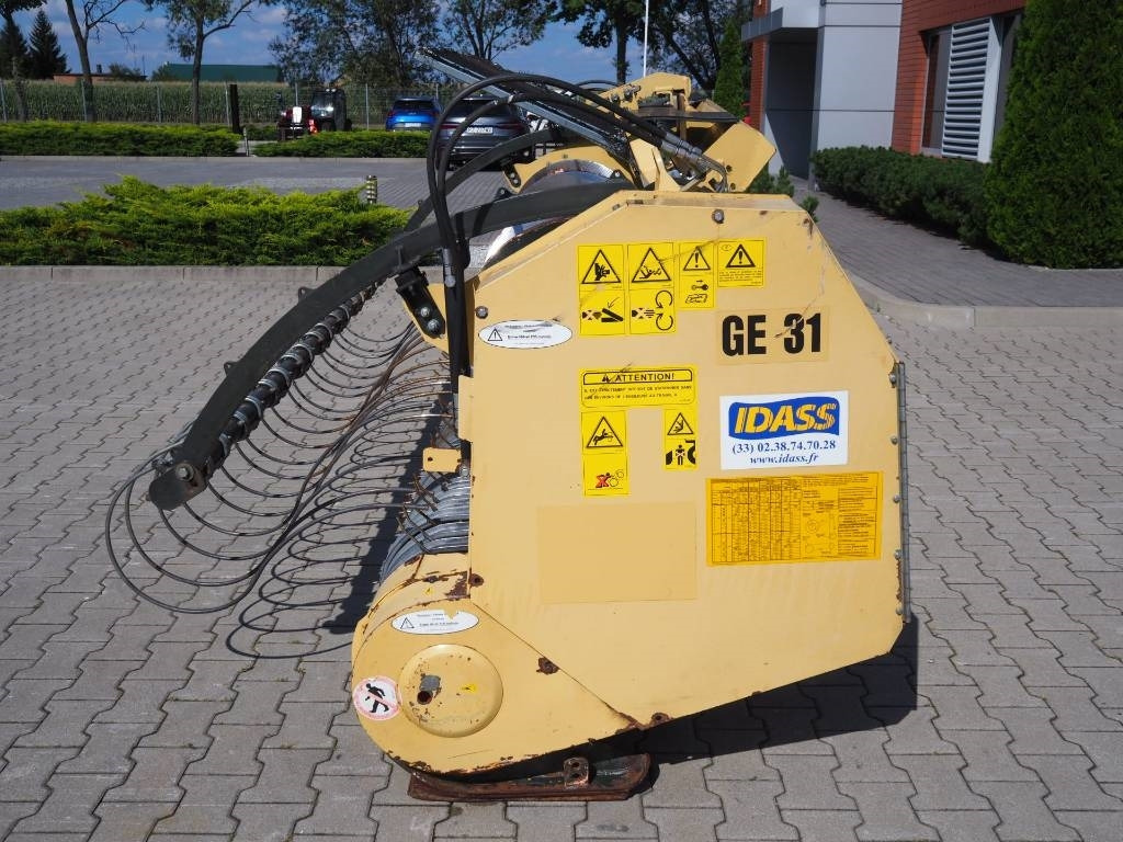 Idass GE 31 - Claas Jaguar - معدات حصادة الأعلاف: صور 2 Idass GE 31 - Claas Jaguar - معدات حصادة الأعلاف: صور 2