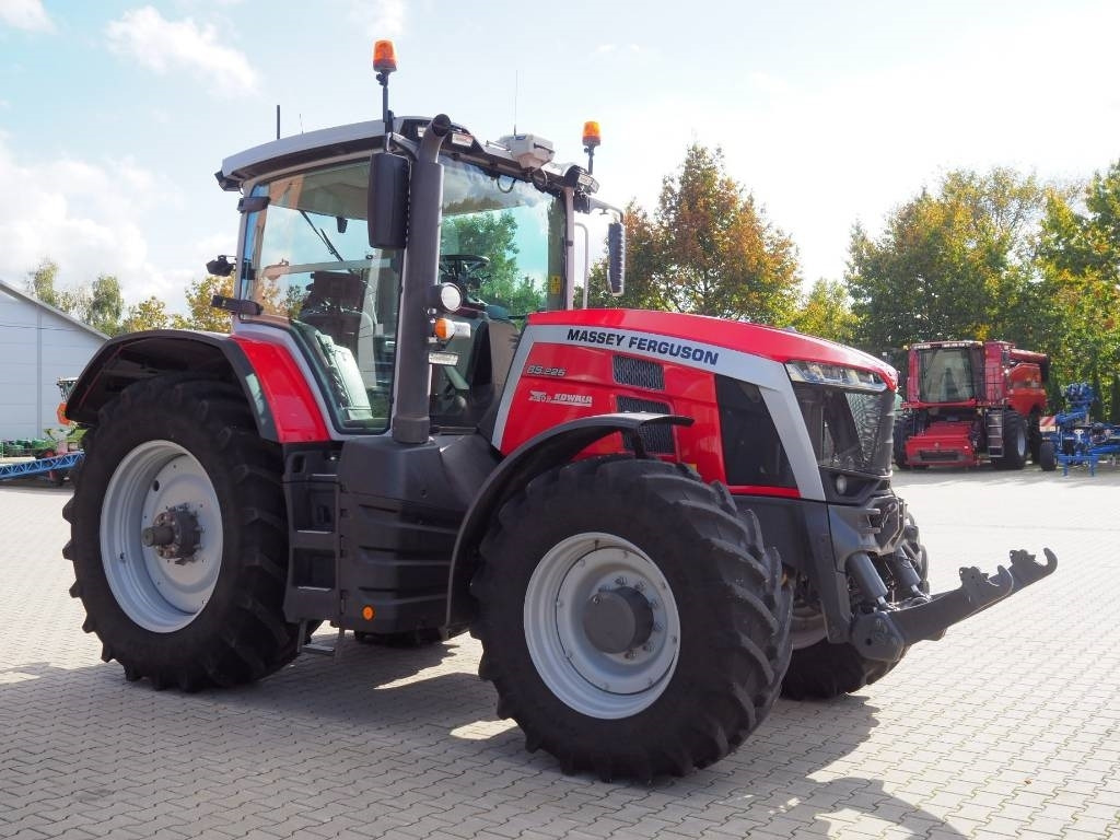 Massey Ferguson 8S.225 Dyna-7, GPS - جرار: صور 4 Massey Ferguson 8S.225 Dyna-7, GPS - جرار: صور 4