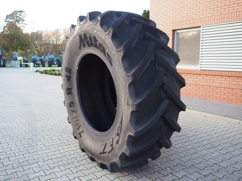 Mitas SFT 710/75 R42 - الإطارات - الآلات والماكينات الزراعية: صور 3 Mitas SFT 710/75 R42 - الإطارات - الآلات والماكينات الزراعية: صور 3