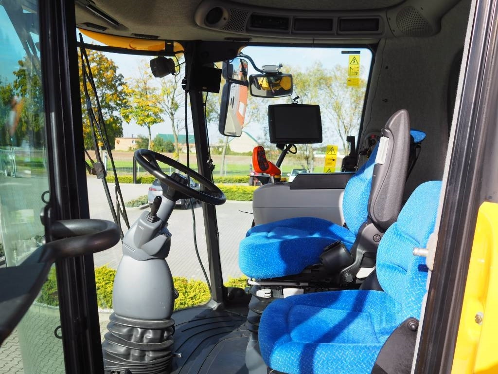 New Holland CR 9090  - حصادة شاملة: صور 5 New Holland CR 9090  - حصادة شاملة: صور 5