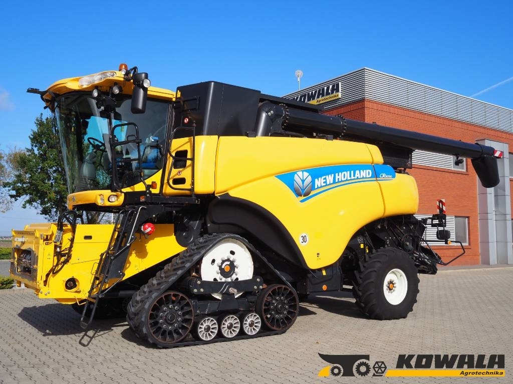 New Holland CR 9090  - حصادة شاملة: صور 1 New Holland CR 9090  - حصادة شاملة: صور 1