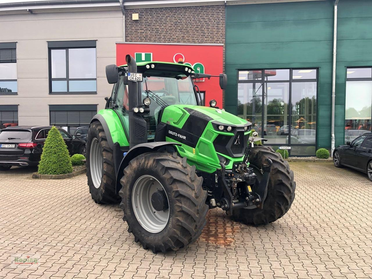 Deutz-Fahr 6185 TTV - جرار: صور 1 Deutz-Fahr 6185 TTV - جرار: صور 1