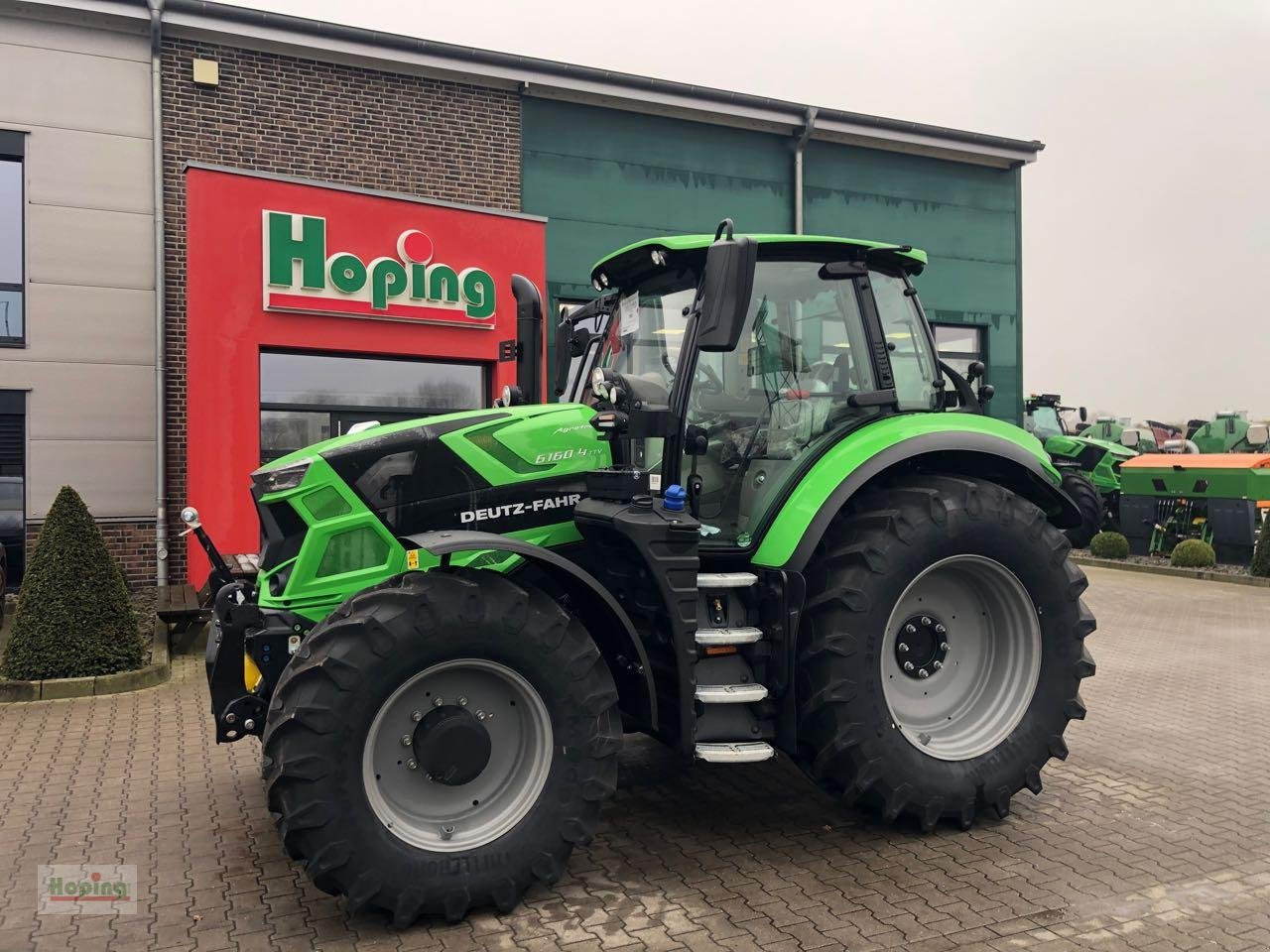 Deutz-Fahr Deutz 6160.4 TTV - جرار: صور 1 Deutz-Fahr Deutz 6160.4 TTV - جرار: صور 1
