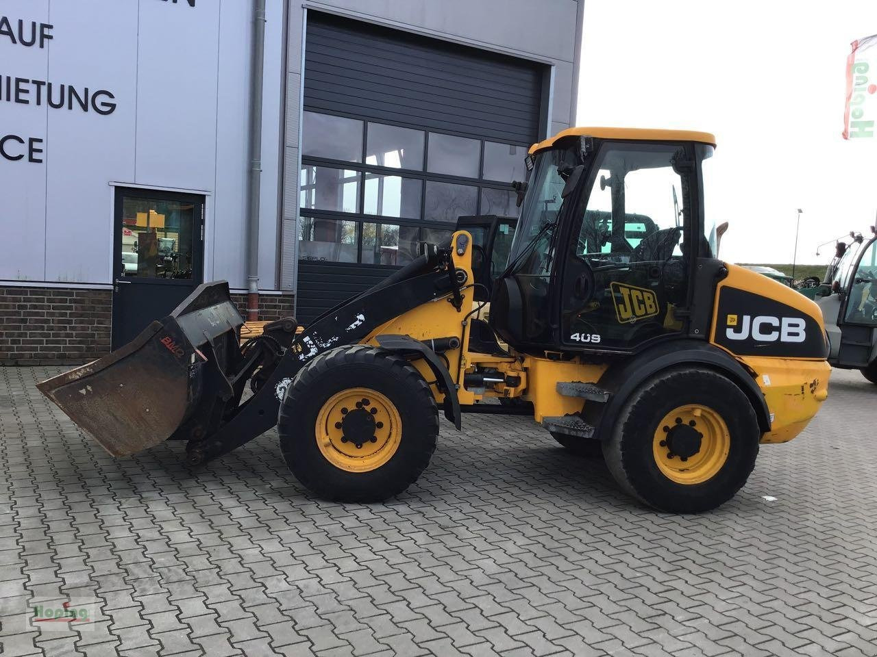 JCB 409 - اللودر بعجل: صور 1 JCB 409 - اللودر بعجل: صور 1