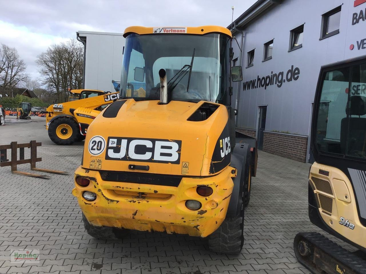 JCB 409 - اللودر بعجل: صور 4 JCB 409 - اللودر بعجل: صور 4