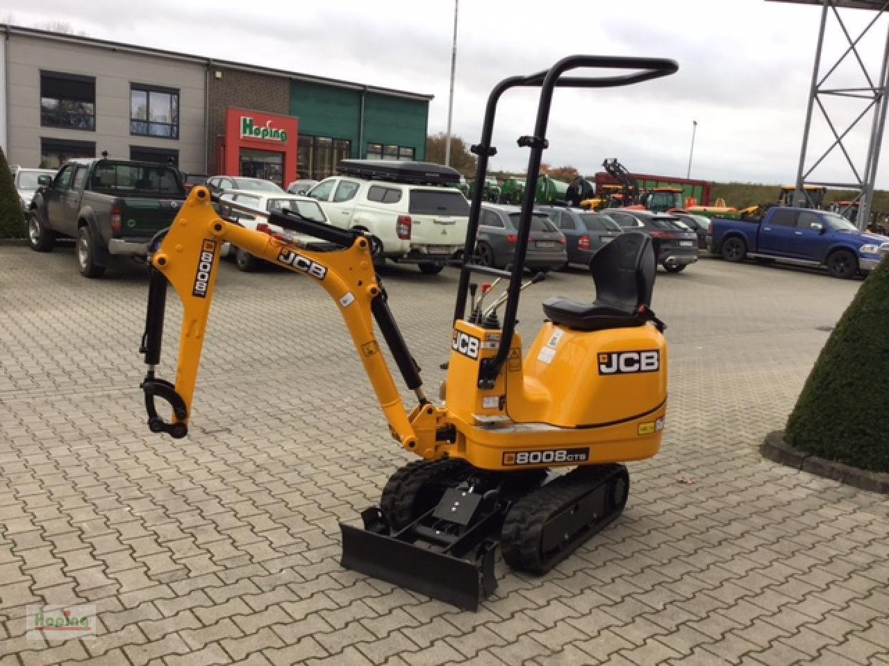 JCB 8008 CTS - حفارة مصغرة: صور 4 JCB 8008 CTS - حفارة مصغرة: صور 4