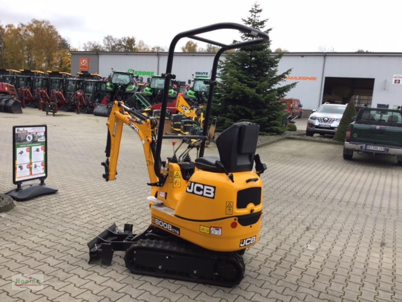 JCB 8008 CTS - حفارة مصغرة: صور 3 JCB 8008 CTS - حفارة مصغرة: صور 3