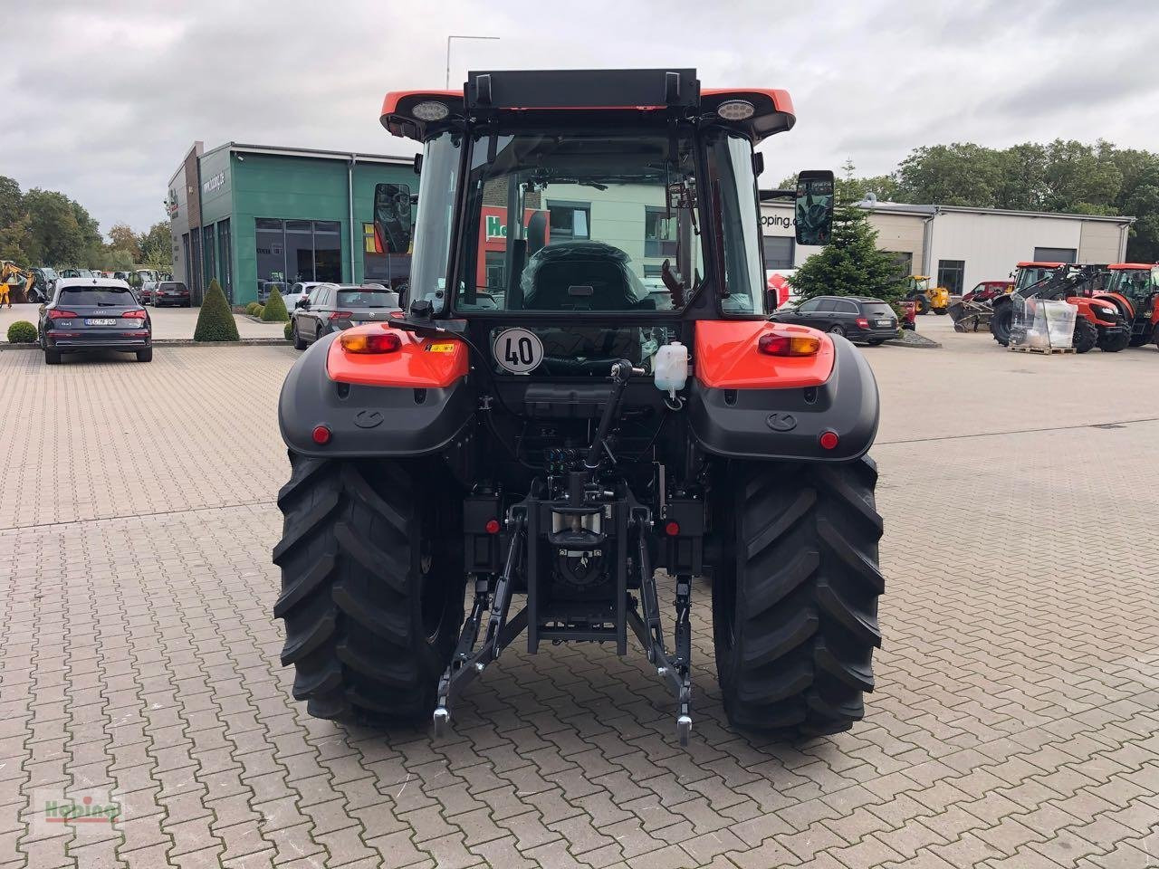 Kubota M4073 Cab - جرار: صور 4 Kubota M4073 Cab - جرار: صور 4