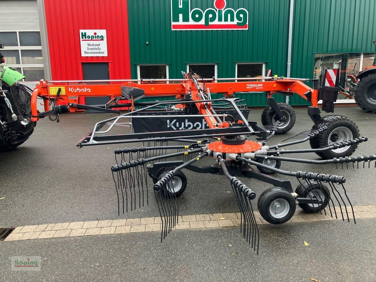 Kubota RA 2580 - لمّامَة القش: صور 2 Kubota RA 2580 - لمّامَة القش: صور 2