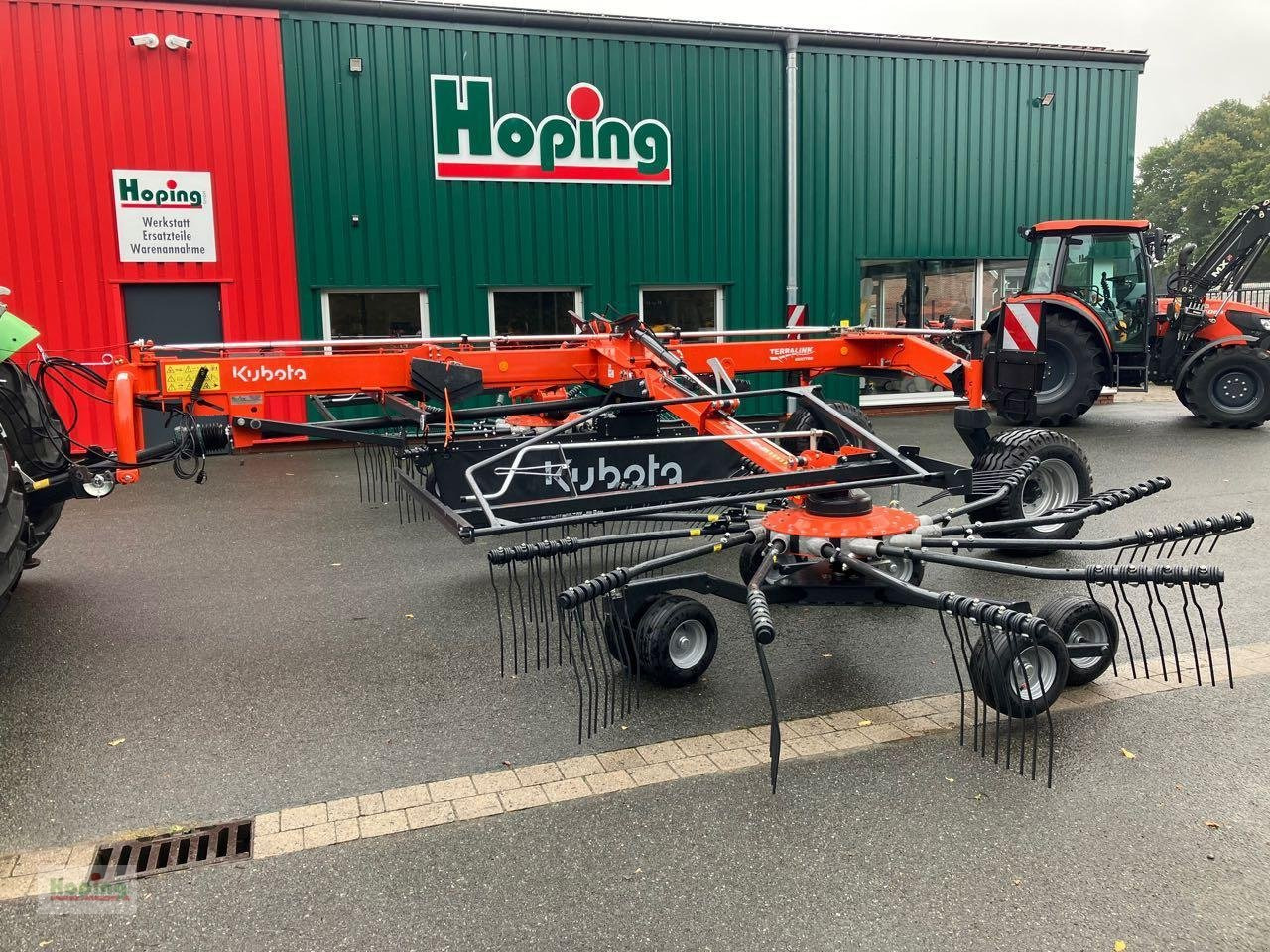 Kubota RA 2580 - لمّامَة القش: صور 1 Kubota RA 2580 - لمّامَة القش: صور 1