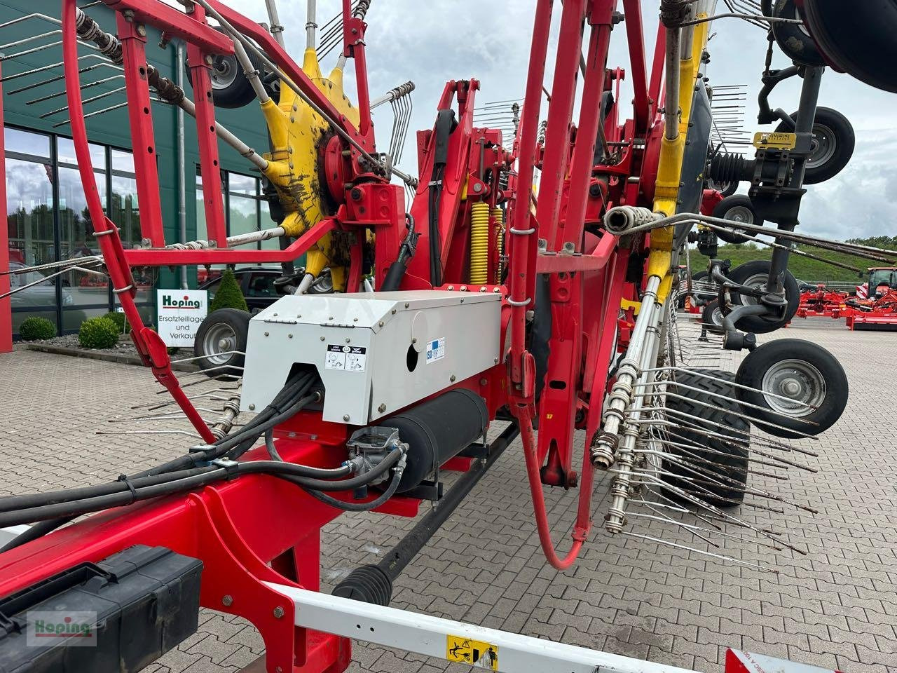 Pöttinger TOP 1252 C - لمّامَة القش: صور 5 Pöttinger TOP 1252 C - لمّامَة القش: صور 5