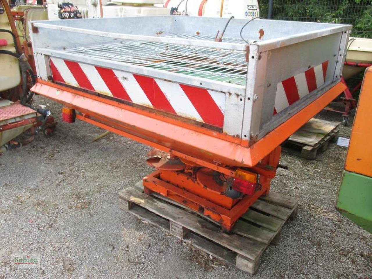 Rotina 681 - آلة رش الأسمدة: صور 5 Rotina 681 - آلة رش الأسمدة: صور 5