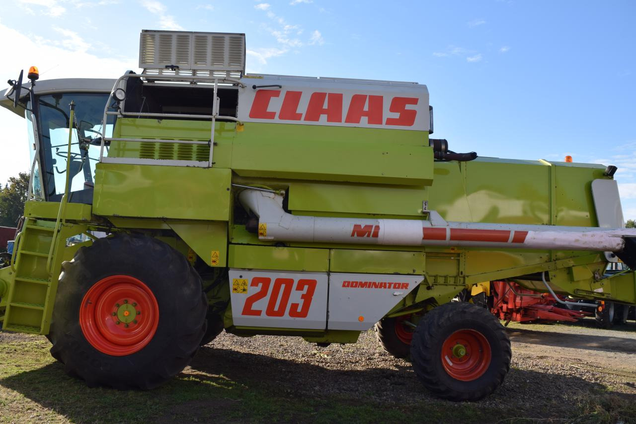 CLAAS Dominator 203 Mega - حصادة شاملة: صور 4 CLAAS Dominator 203 Mega - حصادة شاملة: صور 4