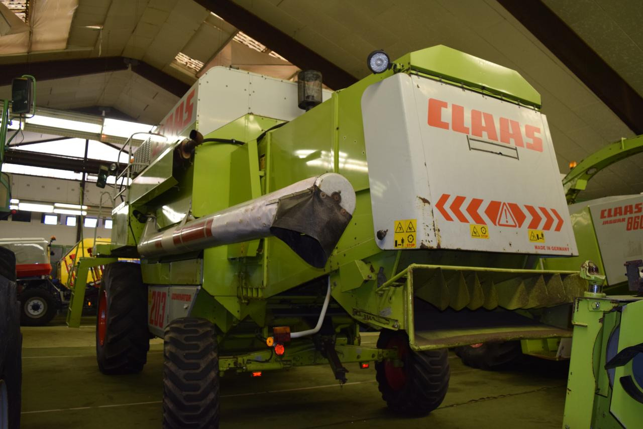 CLAAS Dominator 203 Mega - حصادة شاملة: صور 4 CLAAS Dominator 203 Mega - حصادة شاملة: صور 4