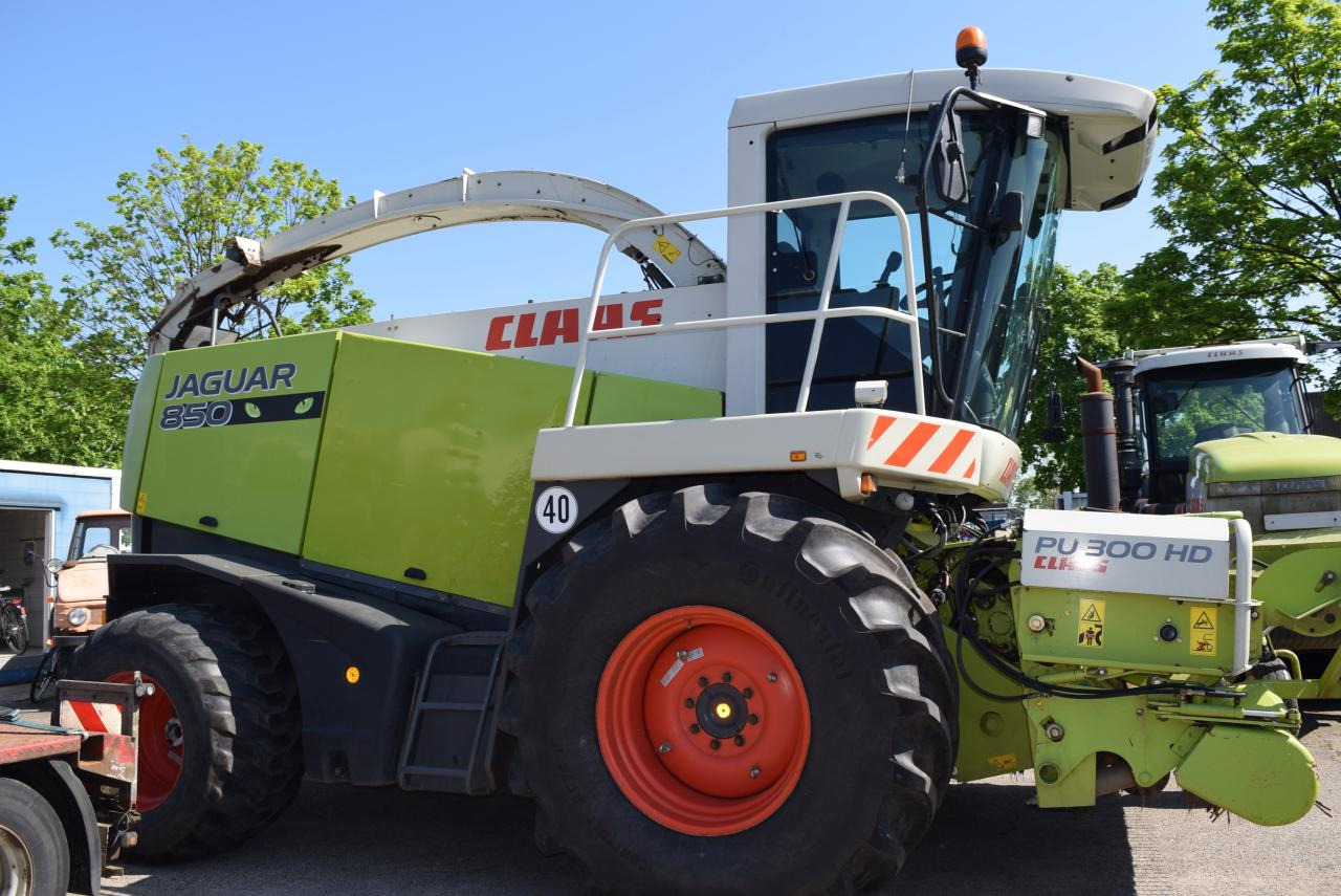 CLAAS Jaguar 850 Speedstar - حصادة الأعلاف: صور 2 CLAAS Jaguar 850 Speedstar - حصادة الأعلاف: صور 2