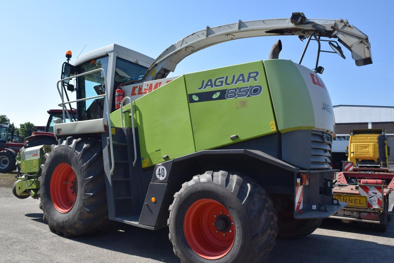 CLAAS Jaguar 850 Speedstar - حصادة الأعلاف: صور 3 CLAAS Jaguar 850 Speedstar - حصادة الأعلاف: صور 3