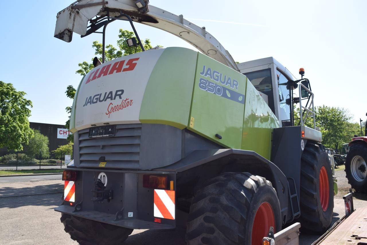 CLAAS Jaguar 850 Speedstar - حصادة الأعلاف: صور 4 CLAAS Jaguar 850 Speedstar - حصادة الأعلاف: صور 4