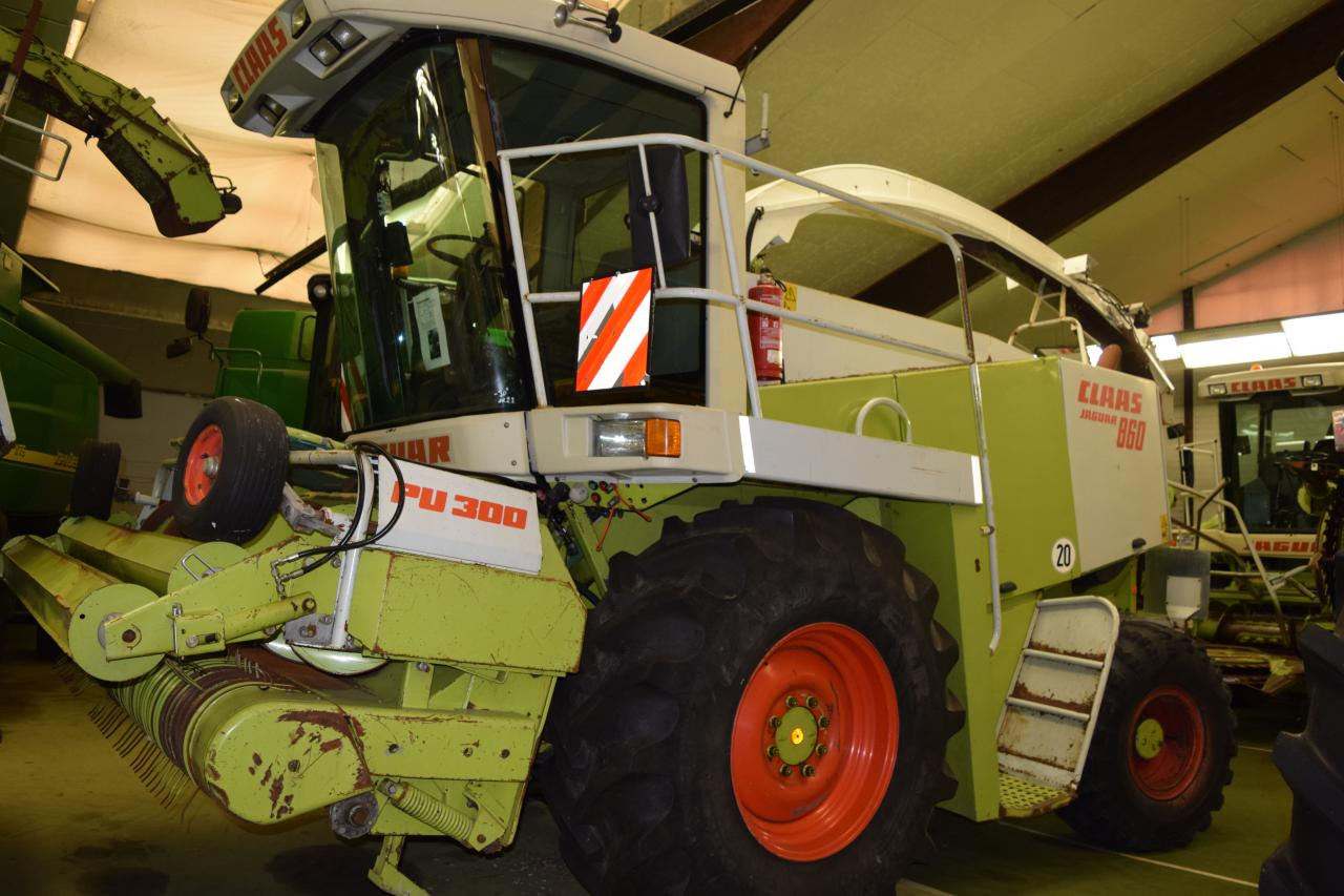 CLAAS Jaguar 860 - حصادة الأعلاف: صور 2 CLAAS Jaguar 860 - حصادة الأعلاف: صور 2