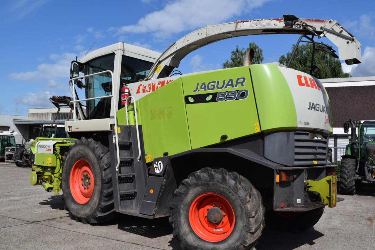 CLAAS Jaguar 890 Speedstar - حصادة الأعلاف: صور 4 CLAAS Jaguar 890 Speedstar - حصادة الأعلاف: صور 4