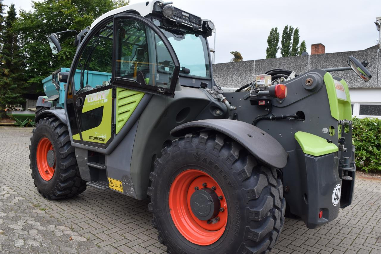 CLAAS SCORPION 7044 - رافعة تلسكوبية: صور 4 CLAAS SCORPION 7044 - رافعة تلسكوبية: صور 4
