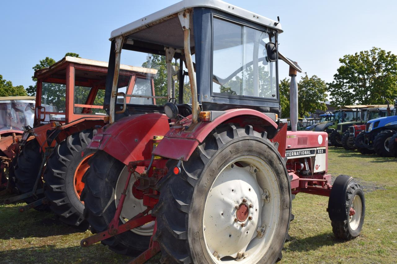 Case-IH 733 - جرار: صور 4 Case-IH 733 - جرار: صور 4