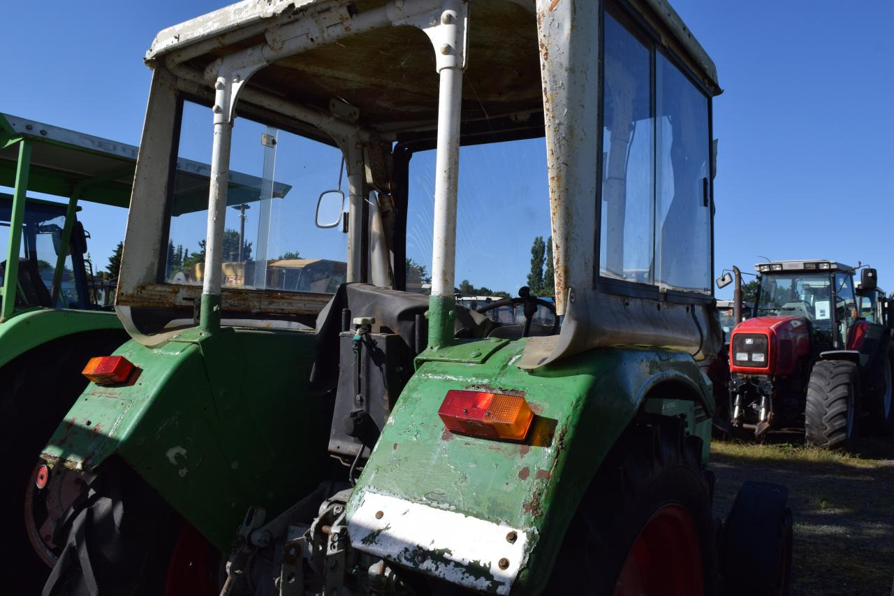 Deutz-Fahr D4006 - جرار: صور 4 Deutz-Fahr D4006 - جرار: صور 4