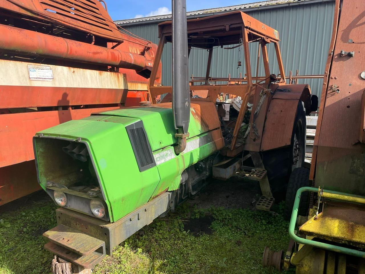 Deutz-Fahr DX 6.10 *zur Teileverwertung* - جرار: صور 1 Deutz-Fahr DX 6.10 *zur Teileverwertung* - جرار: صور 1