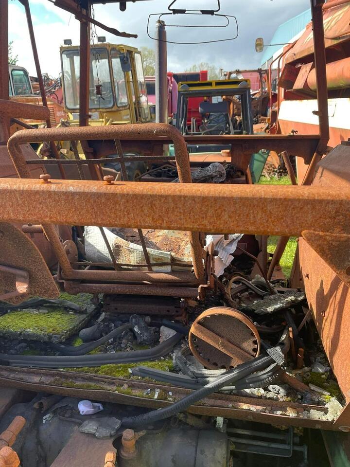Deutz-Fahr DX 6.10 *zur Teileverwertung* - جرار: صور 4 Deutz-Fahr DX 6.10 *zur Teileverwertung* - جرار: صور 4