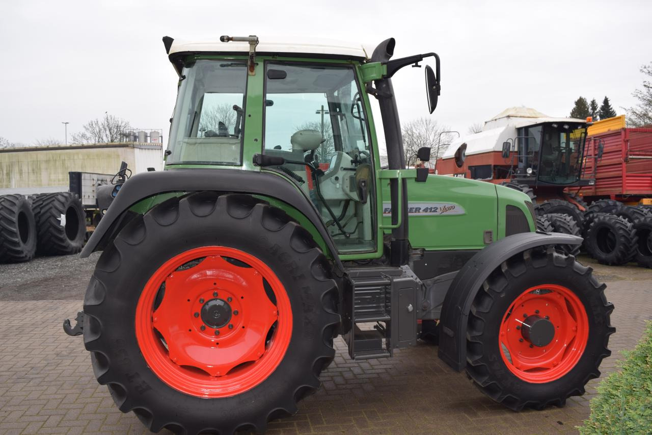 Fendt 412 Vario - جرار: صور 4 Fendt 412 Vario - جرار: صور 4