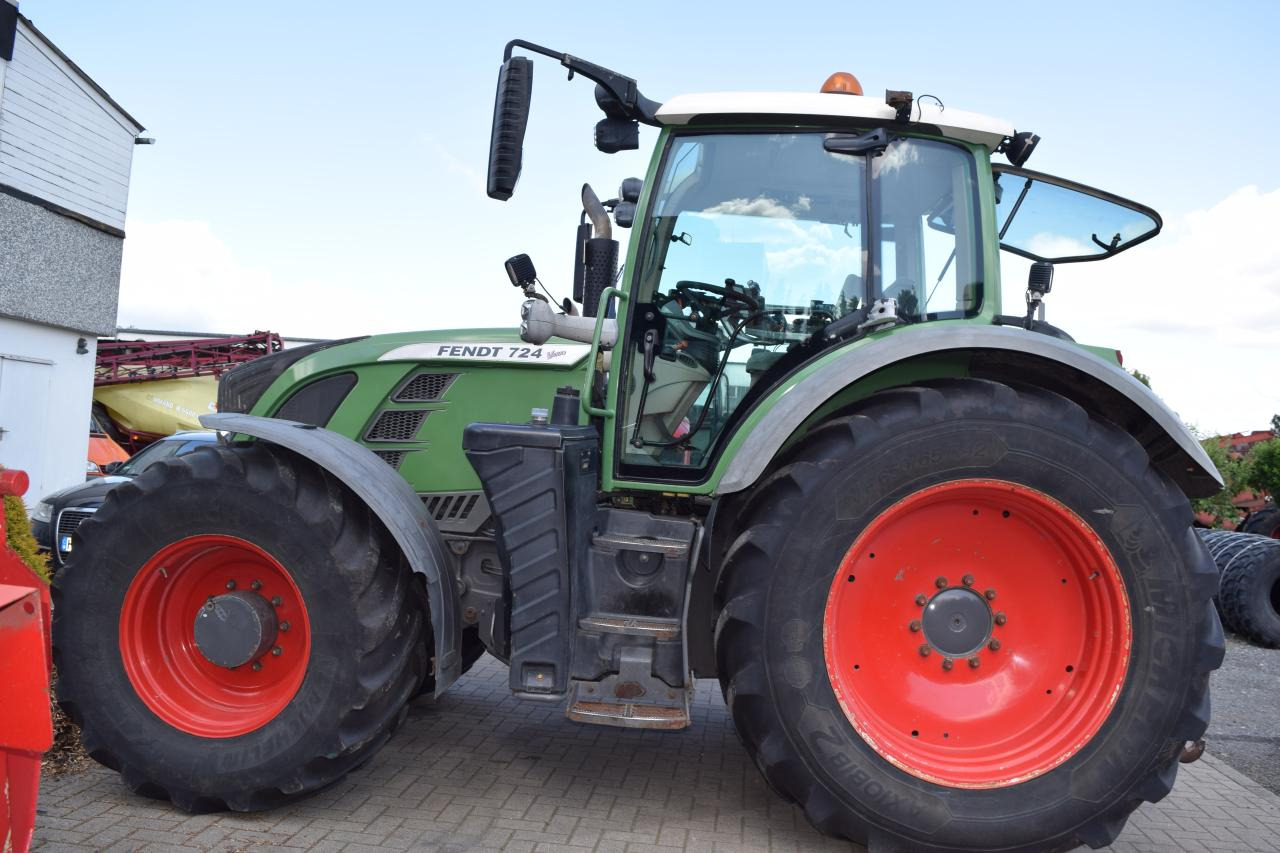 Fendt 724 Vario TMS SCR ProfiPlus - جرار: صور 3 Fendt 724 Vario TMS SCR ProfiPlus - جرار: صور 3