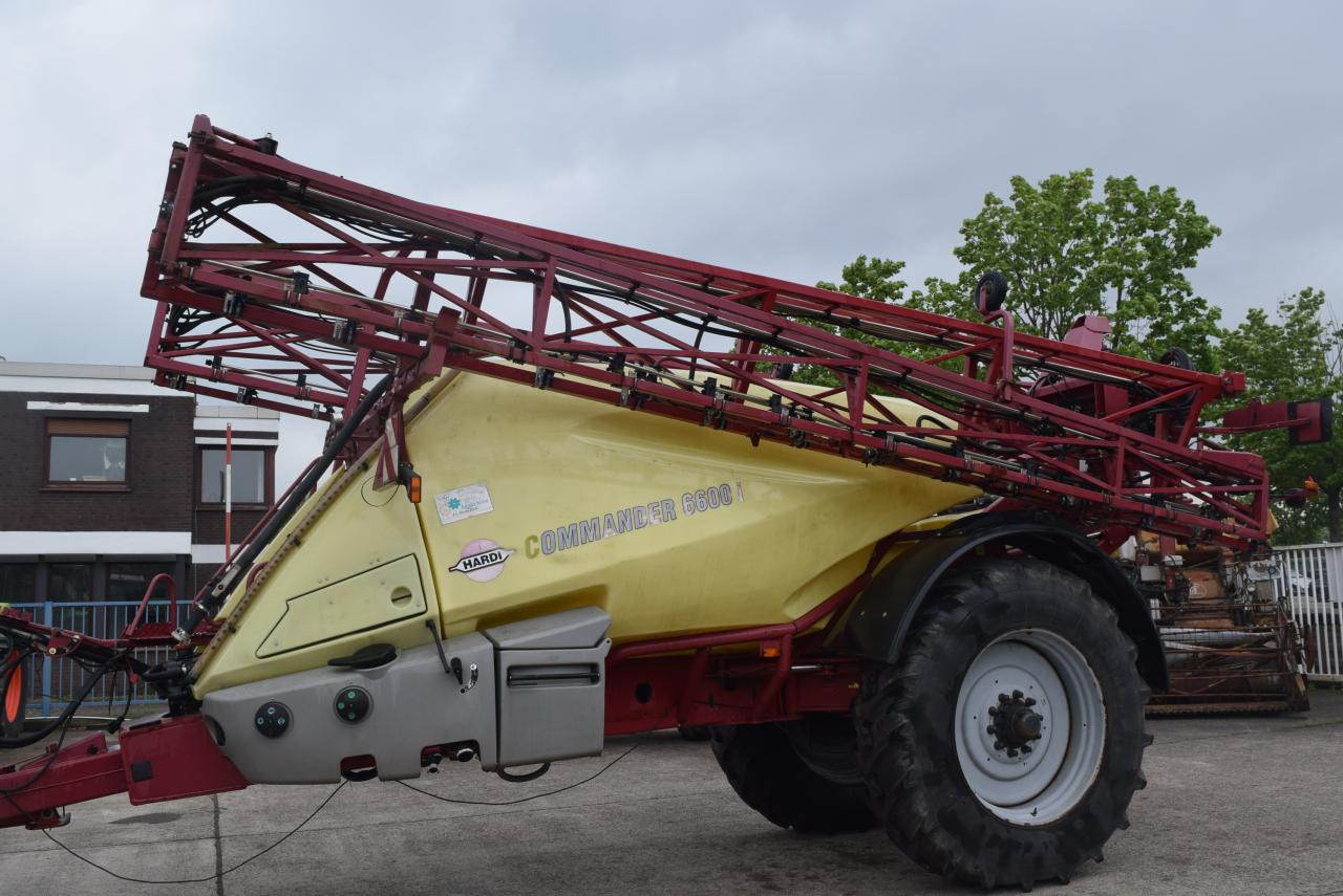 Hardi Commander 6600 i - آلة الرش المقطورة: صور 2 Hardi Commander 6600 i - آلة الرش المقطورة: صور 2