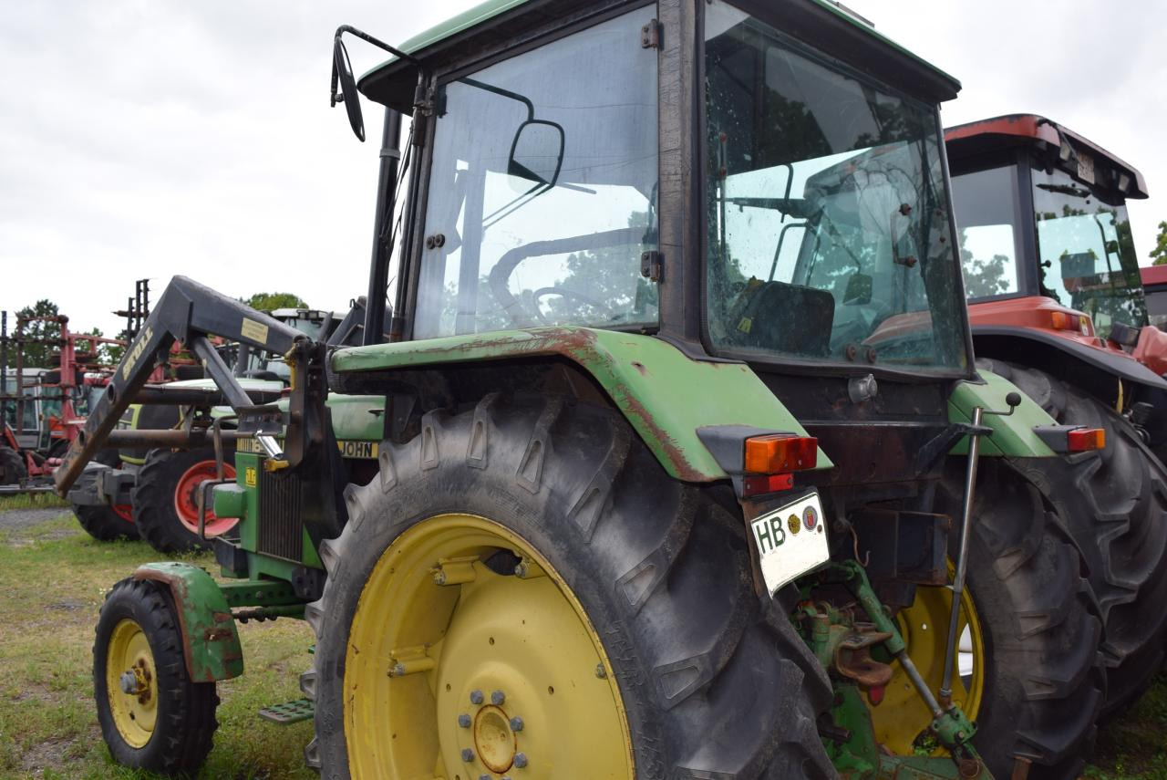 John Deere 1640 - جرار: صور 3 John Deere 1640 - جرار: صور 3