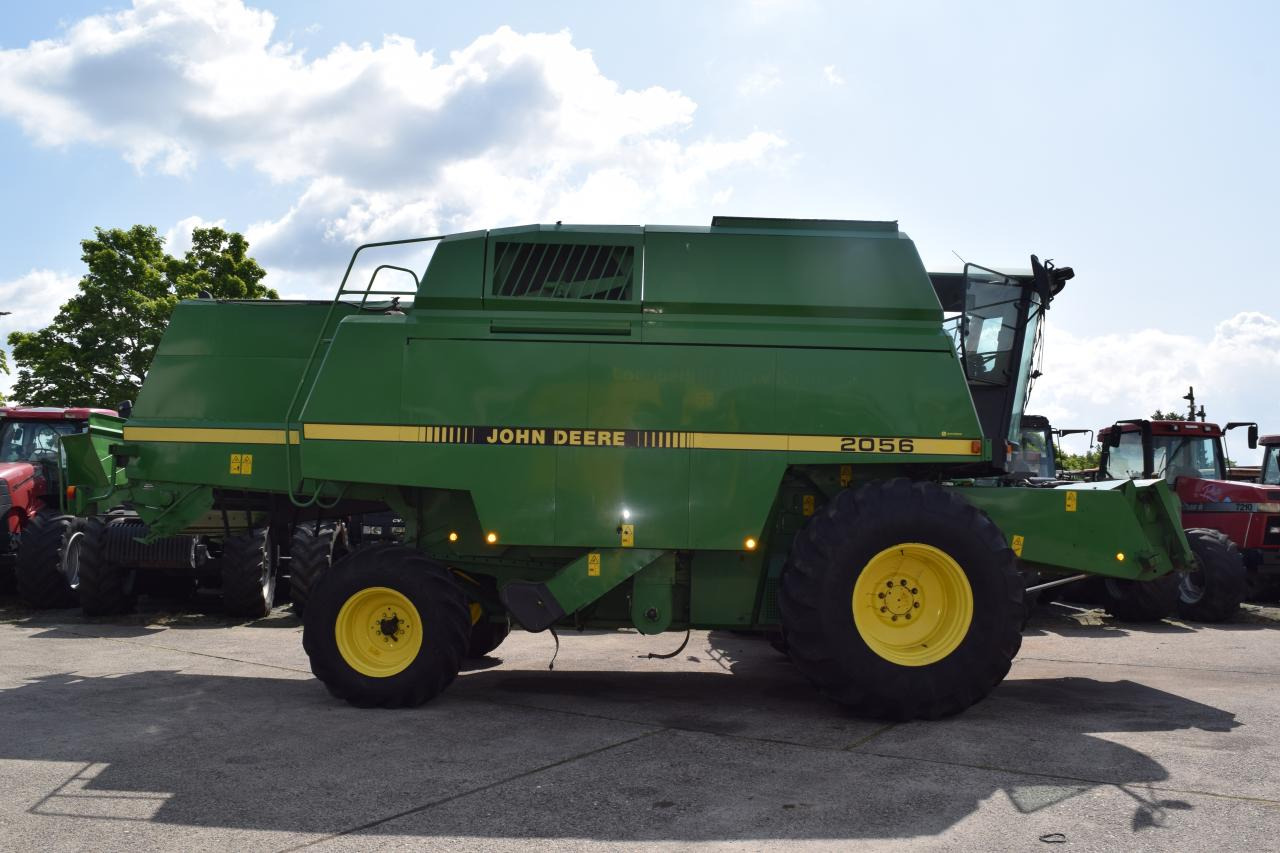 John Deere 2056 - حصادة شاملة: صور 1 John Deere 2056 - حصادة شاملة: صور 1