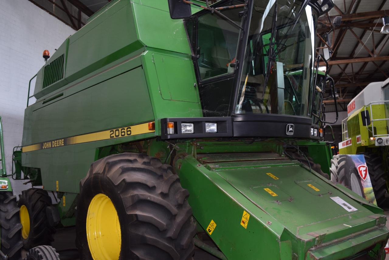 John Deere 2066 - حصادة شاملة: صور 2 John Deere 2066 - حصادة شاملة: صور 2
