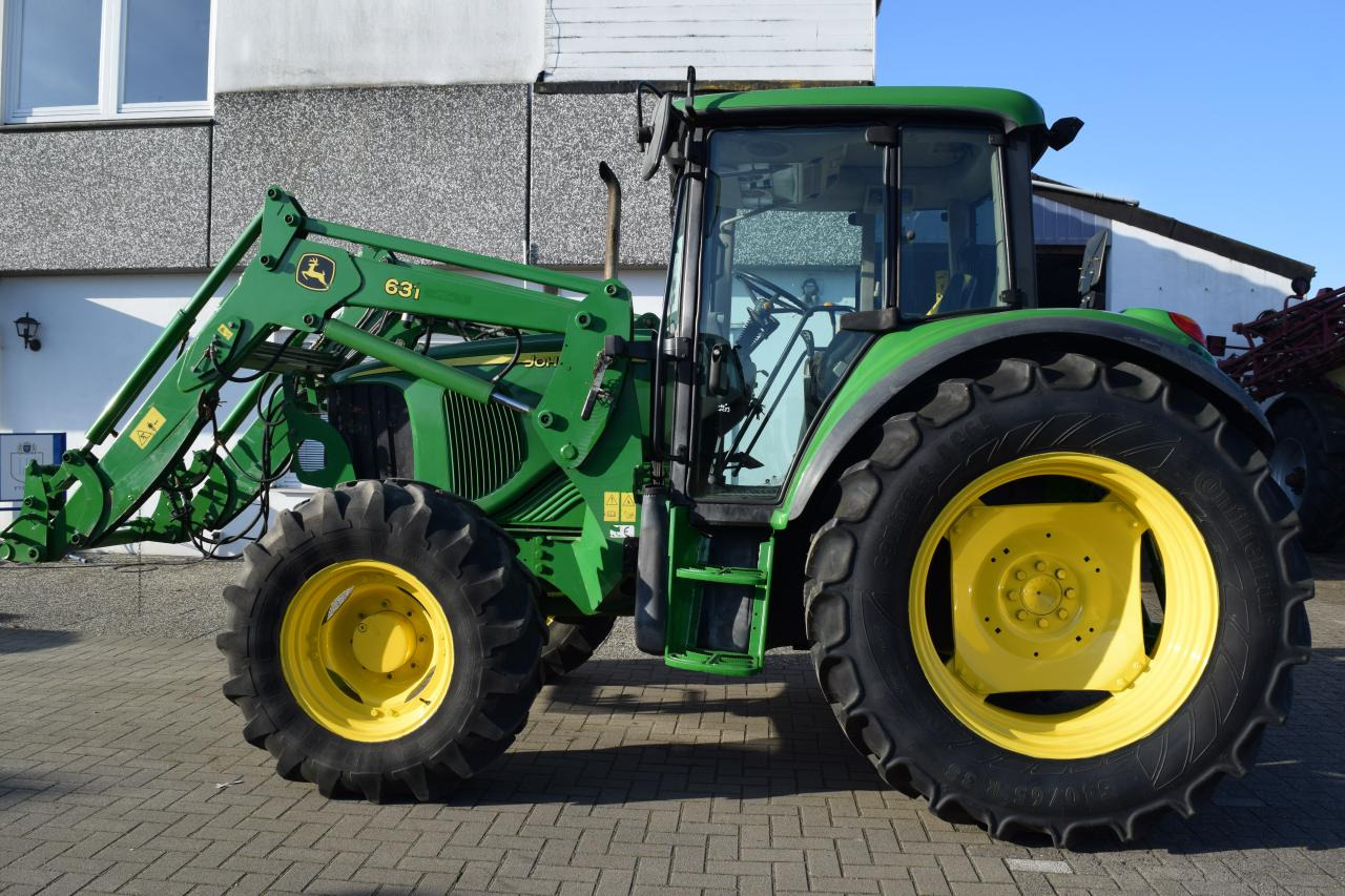 John Deere 6220 - جرار: صور 1 John Deere 6220 - جرار: صور 1