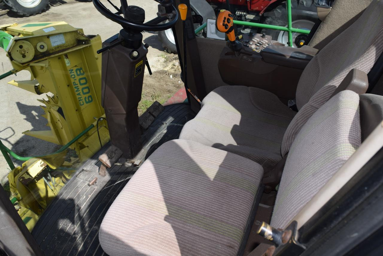 John Deere 7400 - حصادة الأعلاف: صور 5 John Deere 7400 - حصادة الأعلاف: صور 5