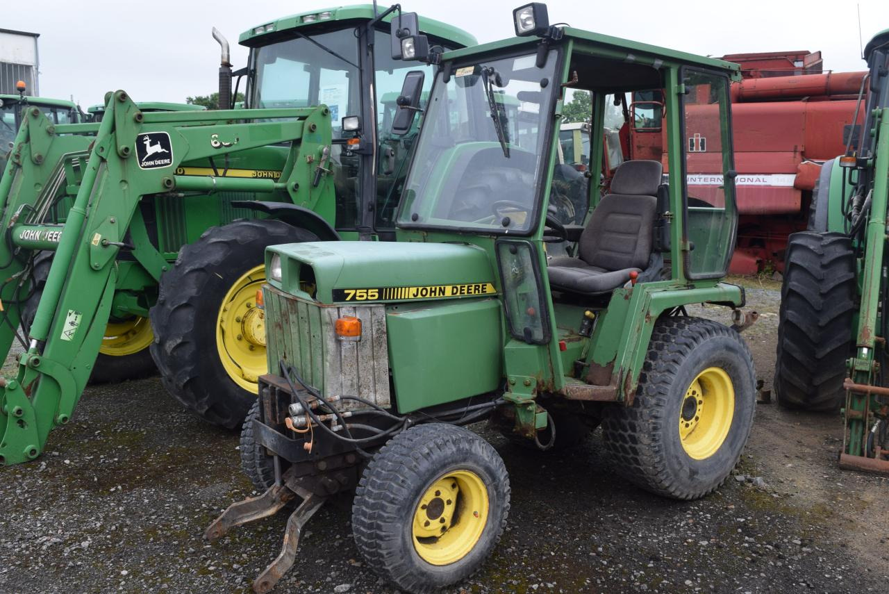 John Deere 755 - جرار: صور 1 John Deere 755 - جرار: صور 1