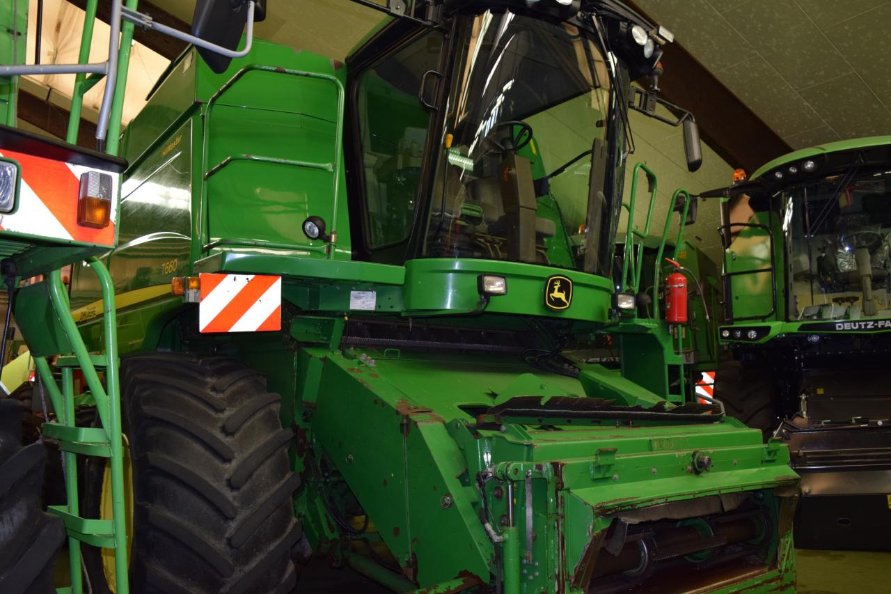 John Deere T 660 HM - حصادة شاملة: صور 2 John Deere T 660 HM - حصادة شاملة: صور 2