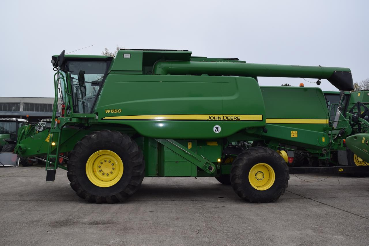 John Deere W 650 - حصادة شاملة: صور 2 John Deere W 650 - حصادة شاملة: صور 2