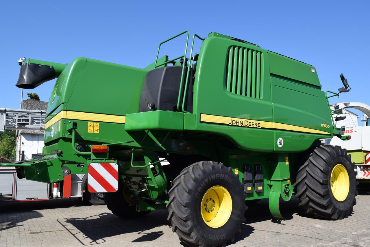 John Deere W 650 - حصادة شاملة: صور 3 John Deere W 650 - حصادة شاملة: صور 3