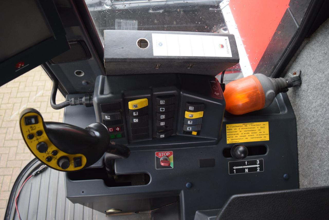 حصادة شاملة Massey Ferguson MF 7256: صور 7