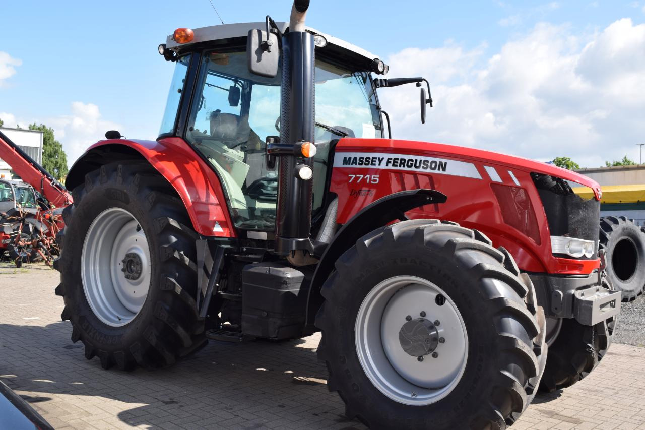 Massey Ferguson MF 7715 Dyna-6 - جرار: صور 1 Massey Ferguson MF 7715 Dyna-6 - جرار: صور 1